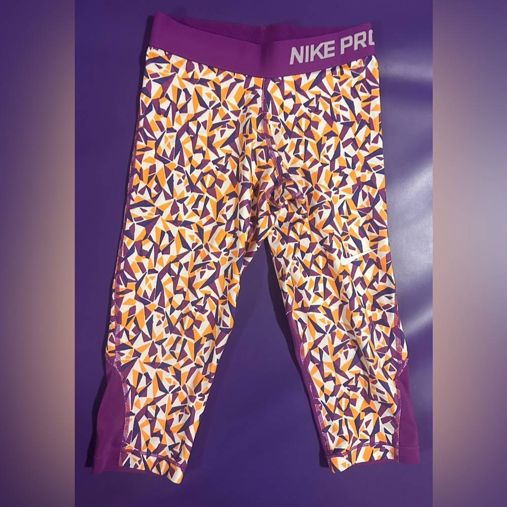 Nike Pants Girls Small Purple Pro Dri-Fit Tight Capris Leggings Youth Kids